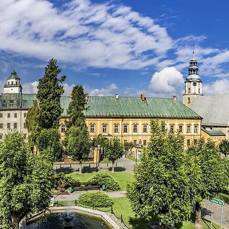 Zamek Miedzylesie Hotel Buitenkant foto